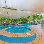 Harbourside Pool Escape With Leafy Alfresco Patio
