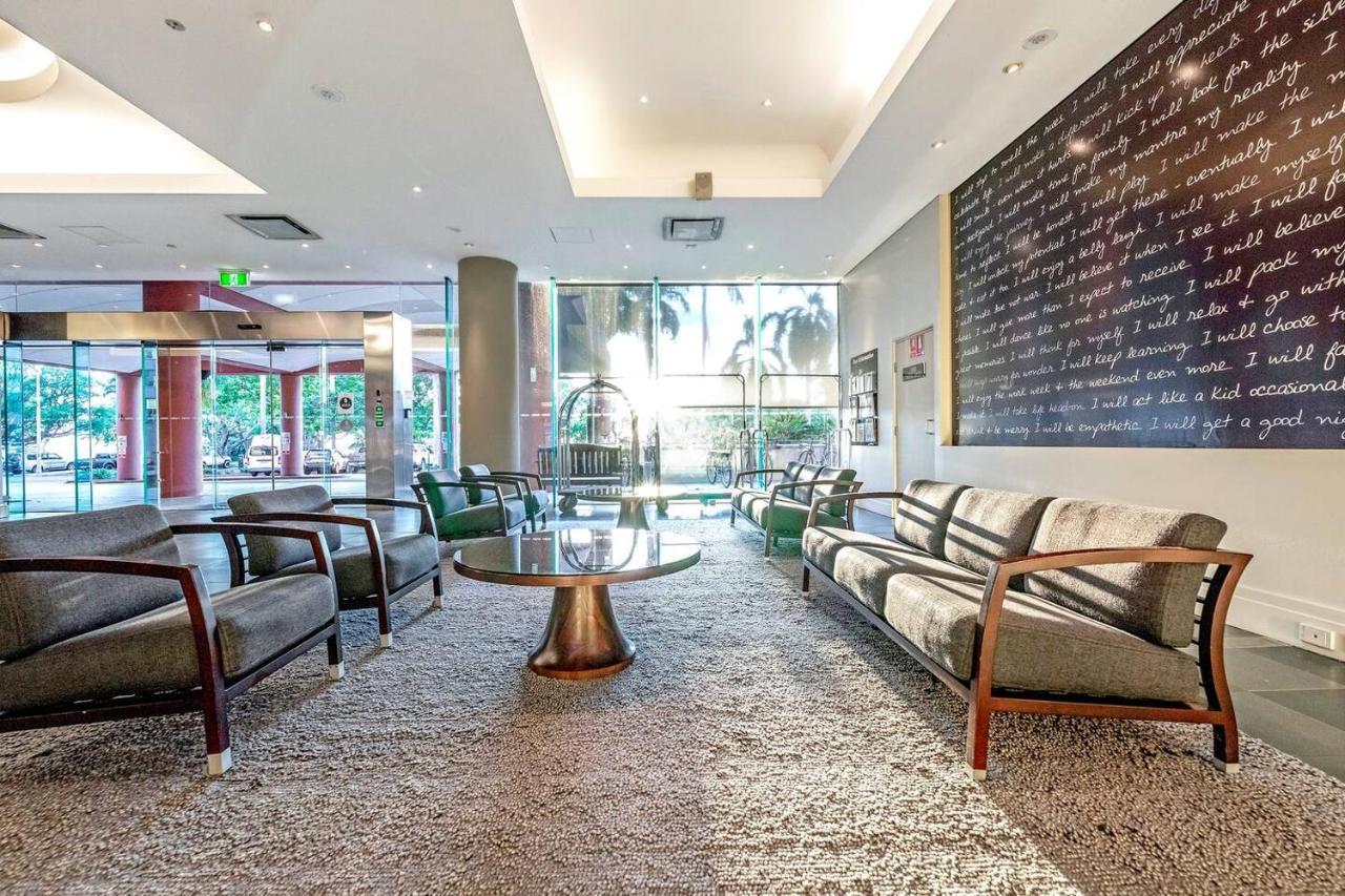 Harbourside Pool Escape With Leafy Alfresco Patio